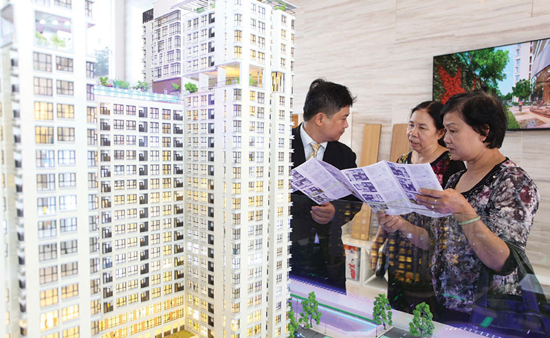 Chủ đầu tư chạy đua, khách hàng “đắc lợi”